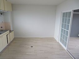 リアライズ穂積　II 4階2DKのリビング/ダイニング