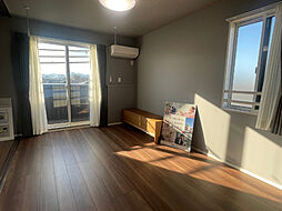 Ｒｅｇｕｌｕｓ 303 3階1LDKのリビング/ダイニング