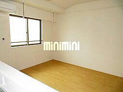 インテレクト　II 1階2LDKのリビング/ダイニング