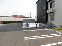10 / 11