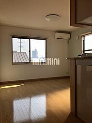 コミーテ大仏町　Ａ 3階2LDKのリビング/ダイニング