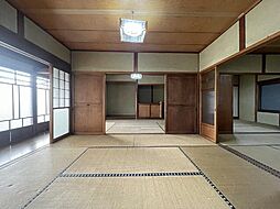 釆女町貸家 ※ 1階9SDKのリビング/ダイニング