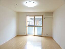 大和の里　III 1階1Kのリビング/ダイニング