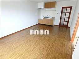 コーポ三瀧 7階1LDKのリビング/ダイニング