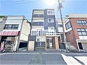 四日市駅より徒歩10分 築6年9ヶ月 3階建の賃貸物件