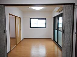 シャルマンドミール 1階2LDKのリビング/ダイニング