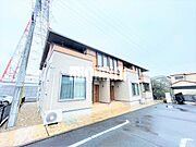 伊勢朝日駅より徒歩14分 築10年10ヶ月 2階建の賃貸物件