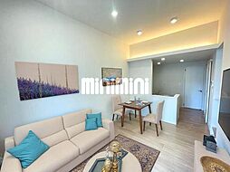 コーラルガーデン 102 1階1LDKのリビング/ダイニング