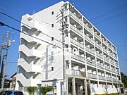 津駅より徒歩15分 6階 築18年10ヶ月の賃貸物件