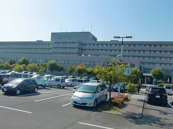 画像15:病院「鈴鹿中央総合病院まで590m」