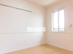 リベルテ・ドゥ 2階1LDKのリビング/ダイニング