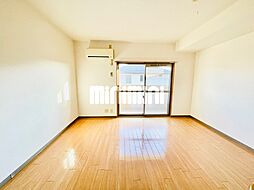 サクシード三日市 2階ワンルームのリビング/ダイニング