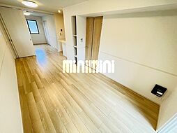 エトワールII 101 1階1LDKのリビング/ダイニング