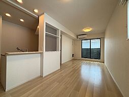 マルベリーヒルズII 201 2階2LDKのリビング/ダイニング