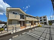 桑名駅よりバス14分 徒歩3分 築12年2ヶ月 2階建の賃貸物件