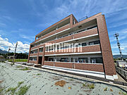 三里駅より徒歩20分 築15年10ヶ月 4階建の賃貸物件