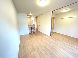 Rose Garden 101 1階1LDKのリビング/ダイニング