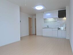 ブランヴェール 1階1LDKのリビング/ダイニング