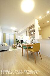 ショー・T 203 2階2LDKのリビング/ダイニング