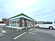 コンビニ「ファミリーマート桑名江場店まで763m」