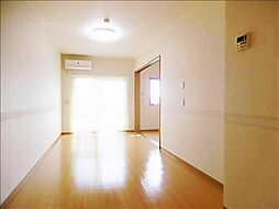 マエストロ伊勢 2階1LDKのリビング/ダイニング