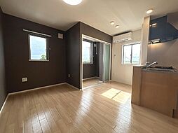 グリーンハイム小俣 203 2階1LDKのリビング/ダイニング