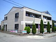 伊勢中川駅より徒歩6分 2階 築23年11ヶ月の賃貸物件