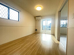 エレガンシアII　Ａ 101 1階1LDKのリビング/ダイニング