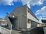 伊勢中原駅より徒歩17分 築25年3ヶ月 2階建の賃貸物件