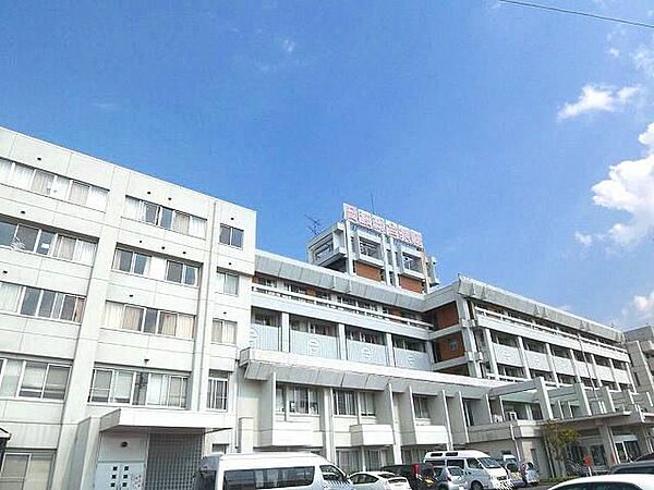 画像23:病院「岡波総合病院まで590m」