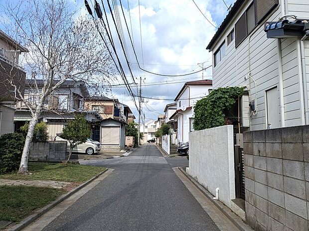 小学校徒歩10分圏内でお子様の通学も安心の距離です