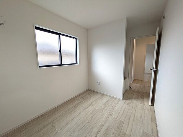 全居室2面採光なので明るく風通り良好◎