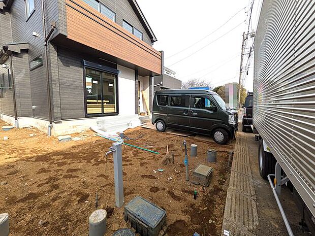 カースペース2台分(車種による)