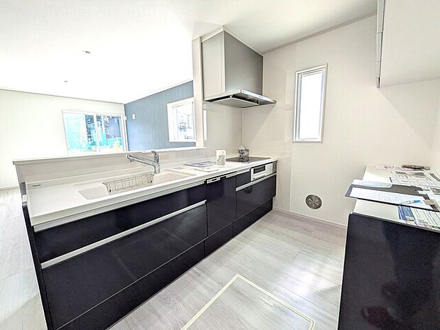 リビングを広く見渡すことが対面式カウンターキッチン