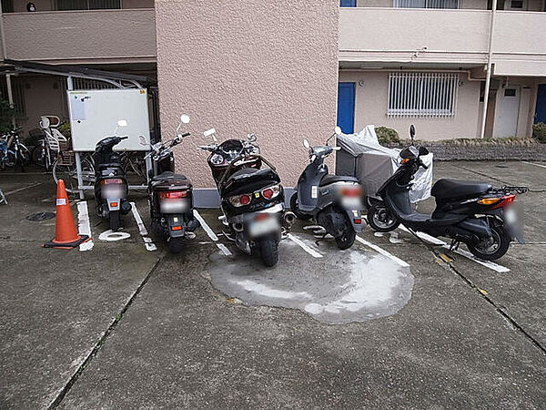 バイク置き場