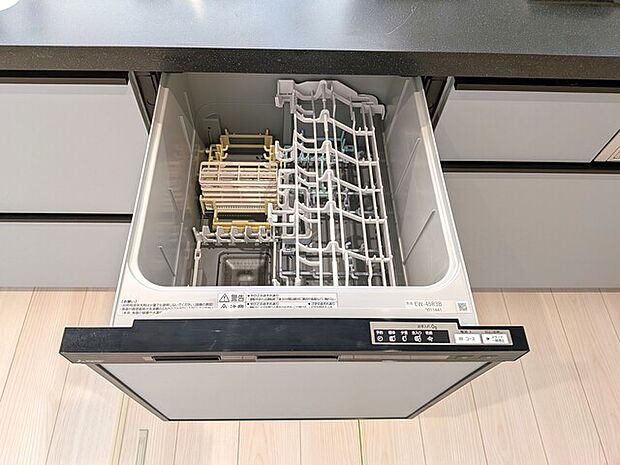 洗い物の時短に便利な食洗機付き