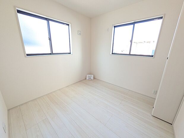 2面採光につき陽当たり良好◎