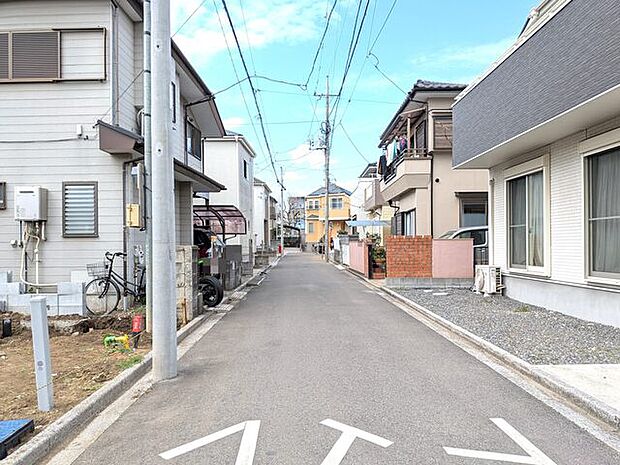 日々のお買い物に便利な商業施設が徒歩圏内に揃っております♪