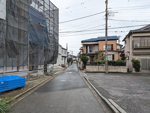 第一種低層住居専用地域内の閑静な住宅街