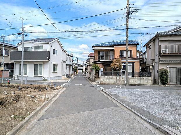 第一種低層住居専用地域内の閑静な住宅街