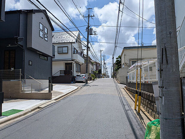 日々のお買い物に便利な商業施設が徒歩圏内に揃っております♪