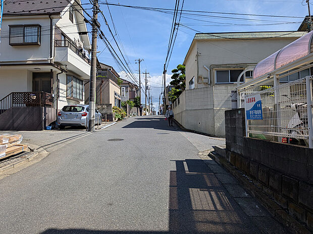 日々のお買い物に便利な商業施設が徒歩圏内に揃っております♪
