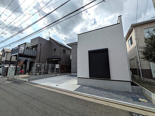 南東道路に接する陽当たりの良い敷地