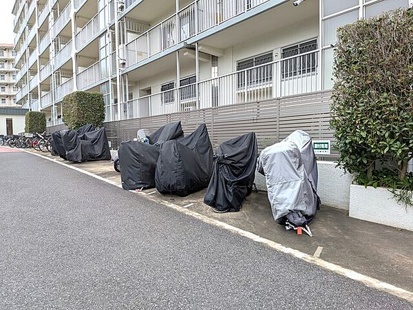 バイク置き場