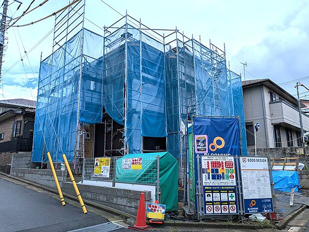2面バルコニーは南向きで通風良好