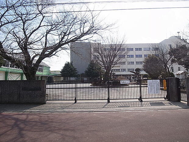 船橋市立薬円台南小学校310m徒歩4分