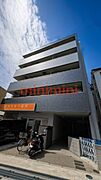 富田駅より徒歩3分 3階 築9年の賃貸物件