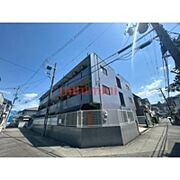 吹田駅より徒歩6分 築33年3ヶ月 3階建の賃貸物件