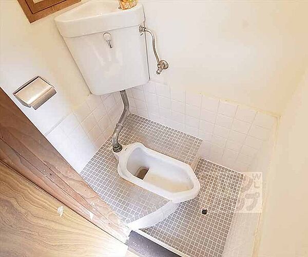 画像8:和式トイレです。