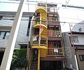 京都市上京区猪熊通出水東入る荒神町 4階建 築41年のイメージ